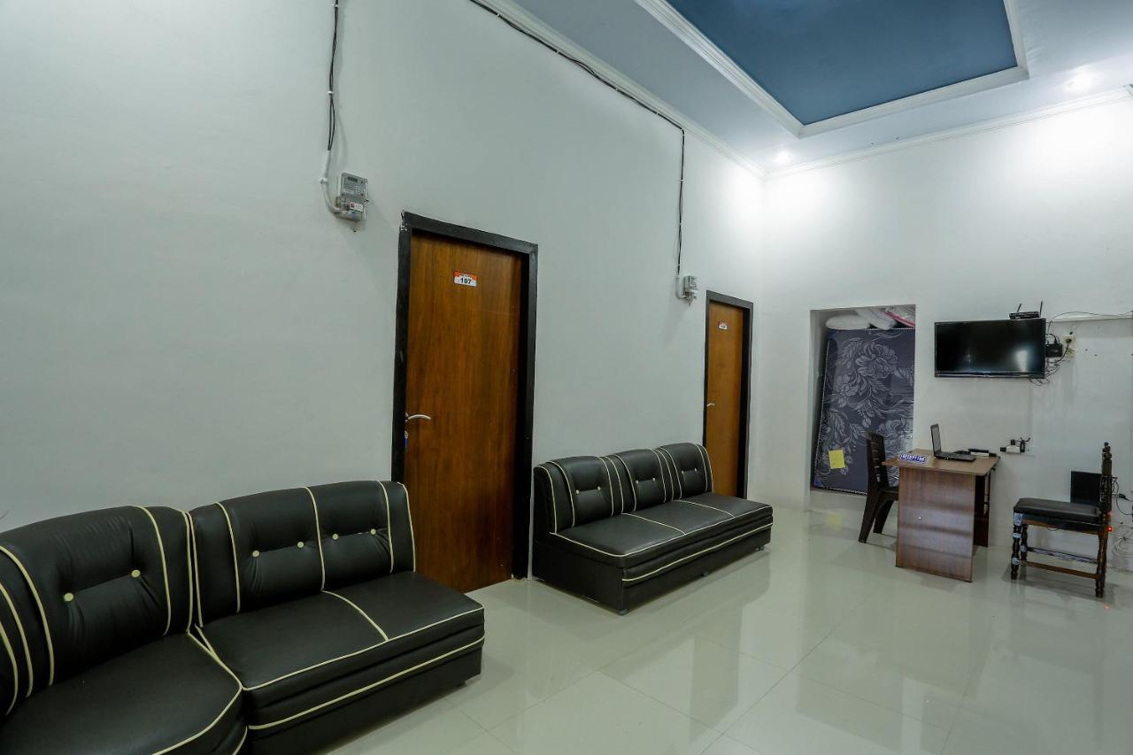 Spot On 1784 Tnc Residence Syariah Mataram Zewnętrze zdjęcie